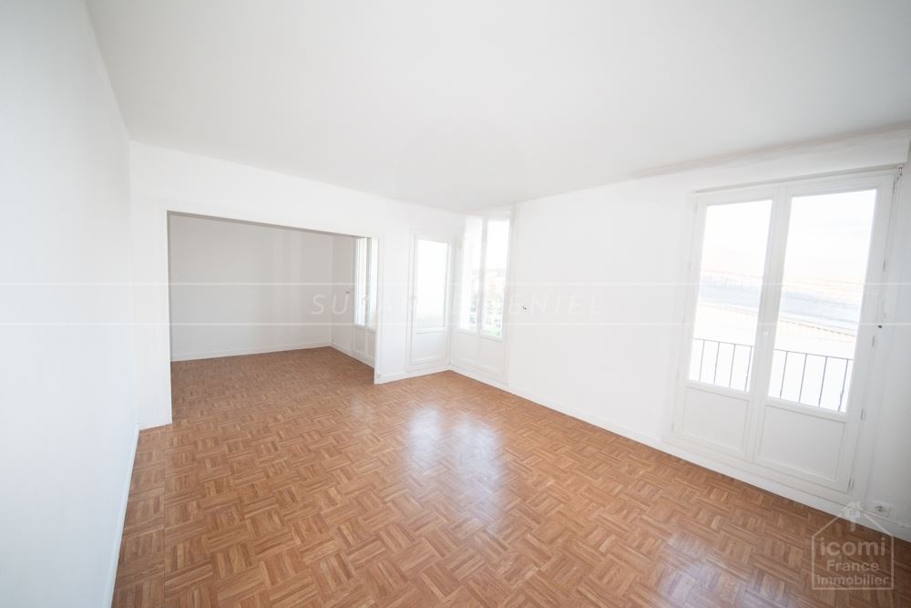 APPARTEMENT T3 - 72M² - 2 CHAMBRES (POSSIBLE 3) - BELLE EXPOSITION - BALCONNET - VUE DEGAGEE - ASCENSEUR - PROCHE CENTRE VILLE photo 3